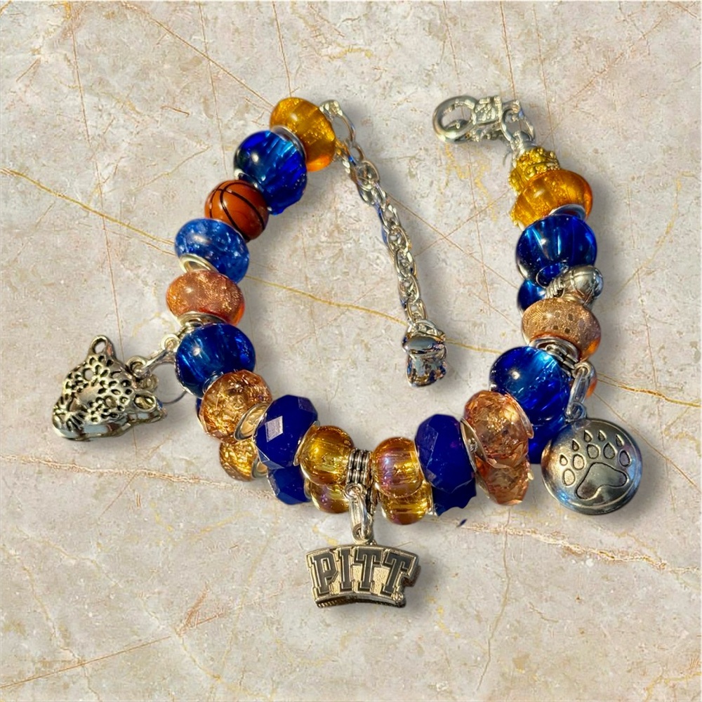 Pitt Panthers University of Pittsburgh charm bracelet